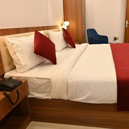 Hotel Down Town Paschim Vihar Delhi  Extérieur photo