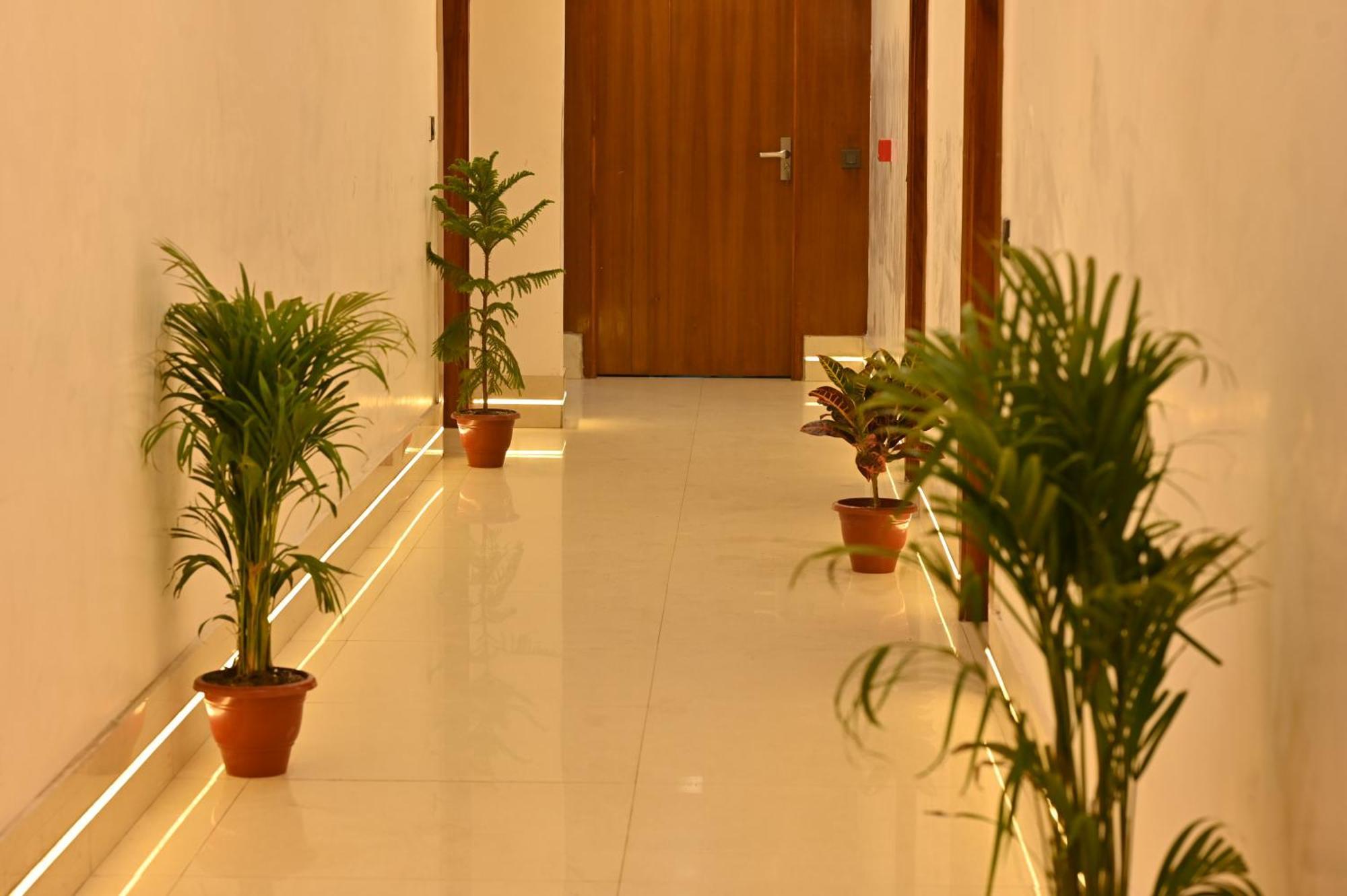 Hotel Down Town Paschim Vihar Delhi  Extérieur photo