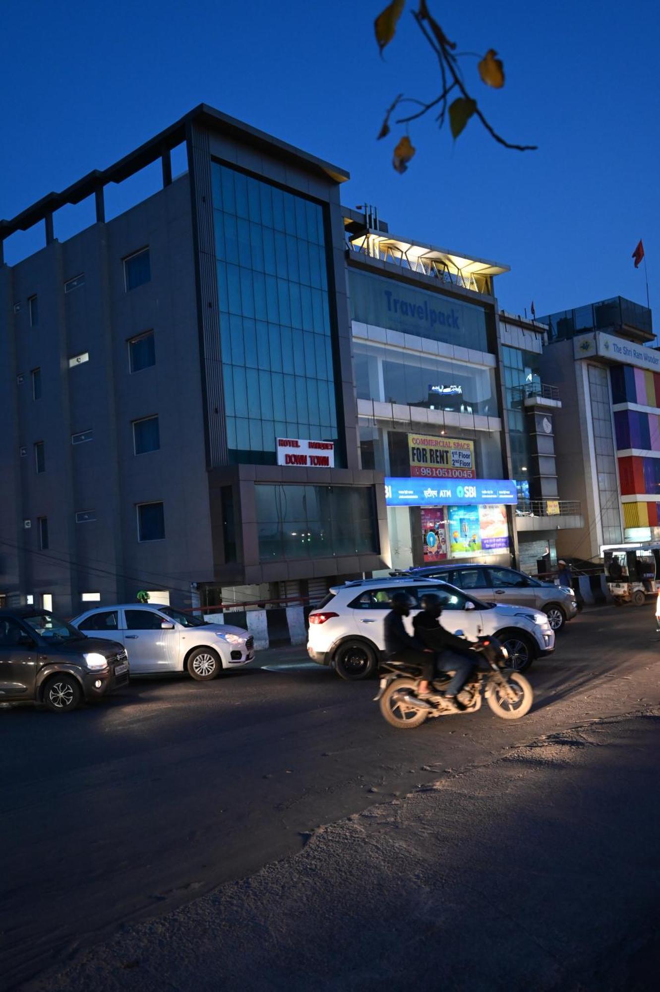 Hotel Down Town Paschim Vihar Delhi  Extérieur photo