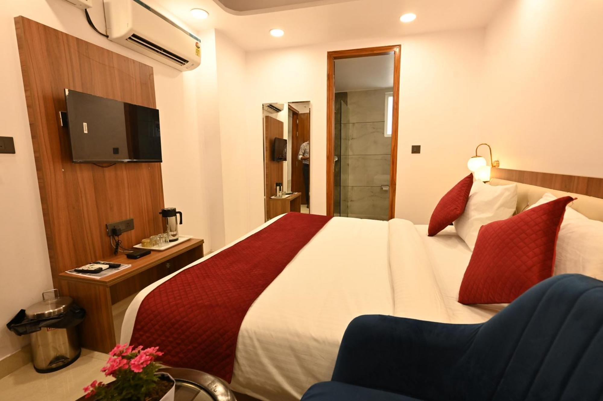 Hotel Down Town Paschim Vihar Delhi  Extérieur photo