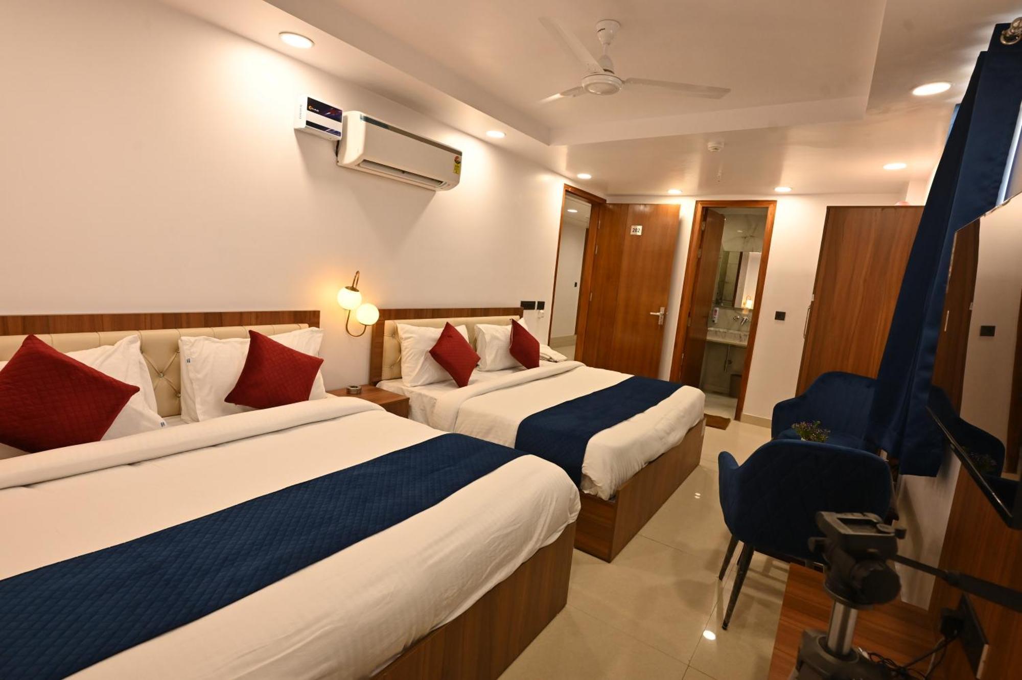 Hotel Down Town Paschim Vihar Delhi  Extérieur photo