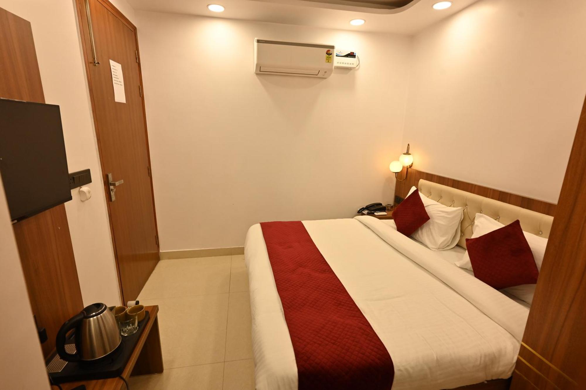 Hotel Down Town Paschim Vihar Delhi  Extérieur photo