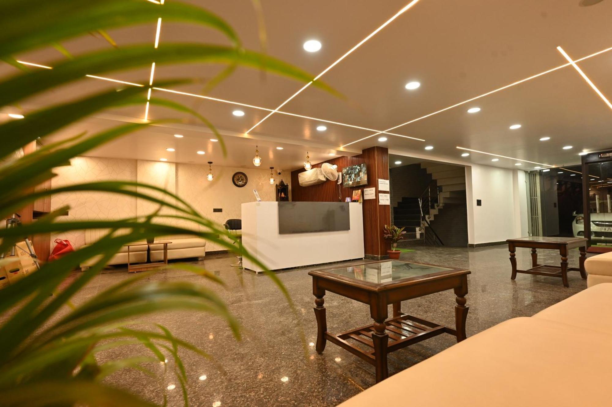 Hotel Down Town Paschim Vihar Delhi  Extérieur photo